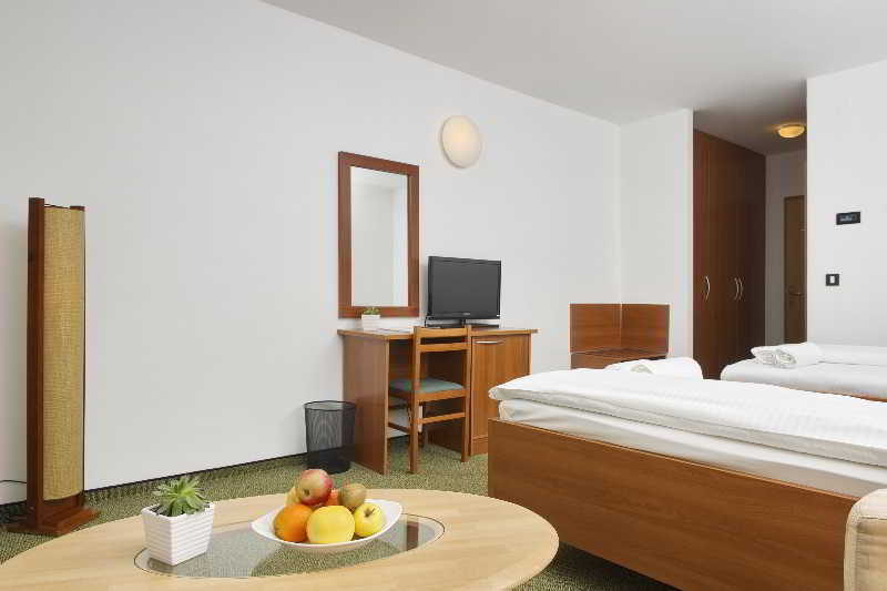 Hotel Terme Jezercica Donja Stubica Ngoại thất bức ảnh